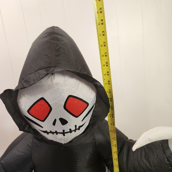 Gemmy Inflatable Blow Up Scary Halloween Reaper Figure Automatic Electric Blower - Picture 8 of 13